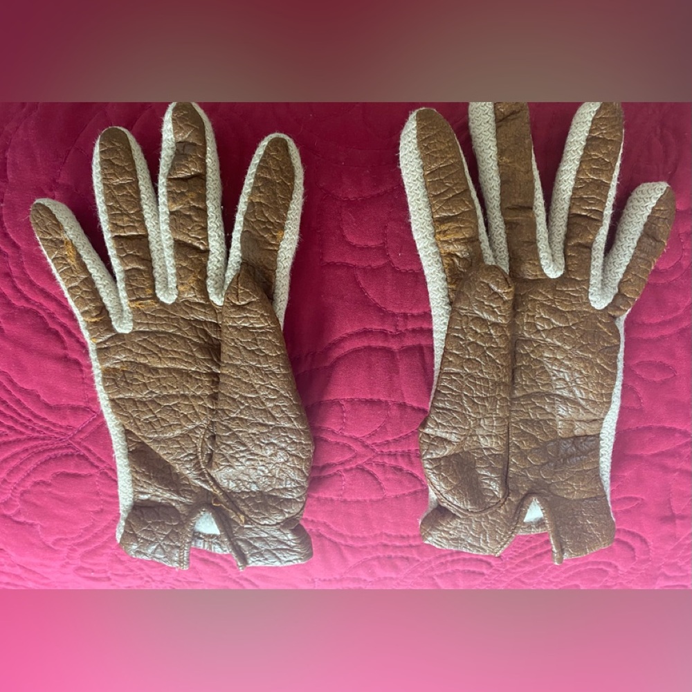 Aris Glove The Snuggler by Aris Vintage Novakid Gloves, Size M - Run Small